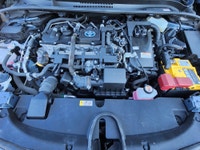 LOW KMS! Extra clean inside and out, this Toyota Corolla has only driven 36,000 km. Apple carplay An... (image 5)