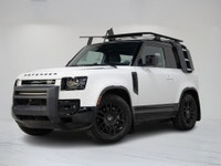 This beautiful 2023 Land Rover Defender 90 X -Dynamic SE P400 is local Ontario vehicle with a clean... (image 2)