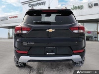 Tackle winter commutes with confidence and comfort in this 2023 Chevrolet Trailblazer LT. Designed t... (image 4)