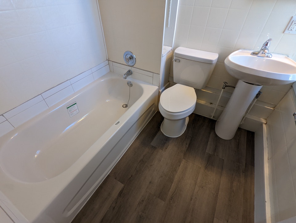Downtown Regina Apartment For Rent 5
