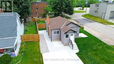 UPPER - 1180 UNION STREET Kitchener, Ontario