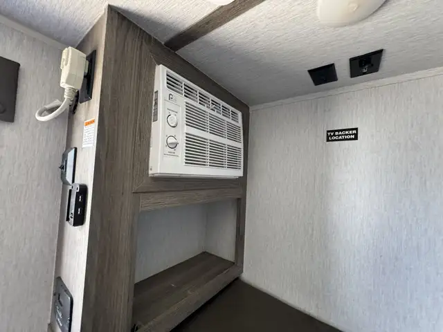 2024 ,Sunray,Sunset Park RV 109E in Travel Trailers & Campers in Kamloops - Image 15