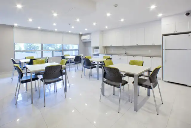 Fantastic 2 bdrm apartment for rent minutes to downtown Windsor! in Long Term Rentals in Windsor Region - Image 12