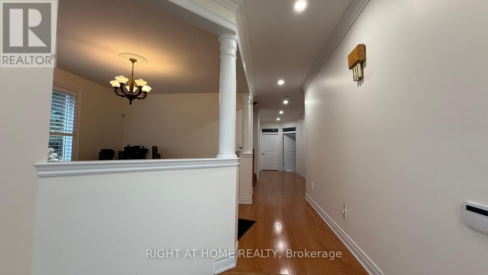 96 BRADGATE DRIVE Markham (Thornlea), Ontario 2