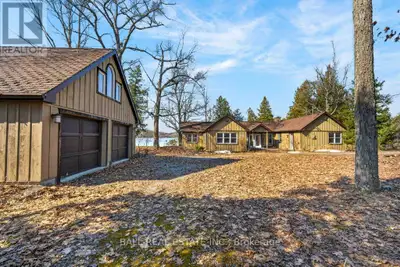| The Ultimate Waterfront Retreat on Belmont Lake | Experience the rare harmony of luxury and lakefr...