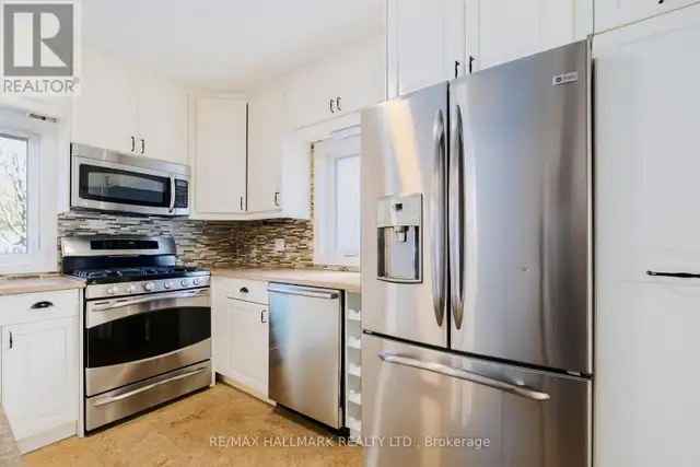 97 ATLEE AVENUE Toronto (Birchcliffe-Cliffside), Ontario in Long Term Rentals in City of Toronto - Image 8