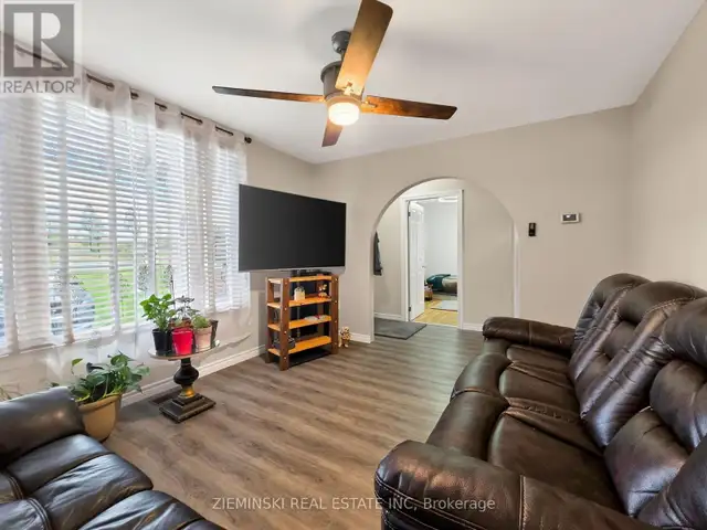 PT LT 4 CON 5 NEWMARKET TWP, 11 HIGHWAY Iroquois Falls (IF - Uno in Houses for Sale in Timmins - Image 8