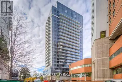 Parking Spot Included* Rare 1 Bedroom + Full Size Den W/ Unobstructed West Facing Views & Beautiful...