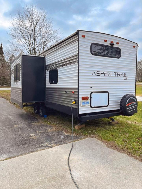 Camping Trailer- 2021 29’ Aspen Trail LE by Dutchman in Travel Trailers & Campers in Chatham-Kent - Image 2
