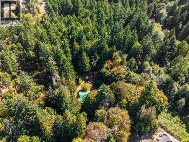 3175 Plumtree Rd Cobble Hill, British Columbia in Houses for Sale in Victoria - Image 6