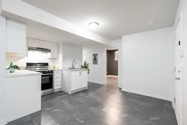 6125 150A STREET Surrey, British Columbia in Houses for Sale in Delta/Surrey/Langley - Image 36