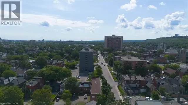 45 WELLINGTON Street N Hamilton, Ontario in Houses for Sale in Kitchener / Waterloo - Image 31