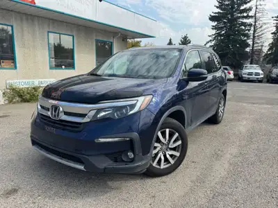 2021 Honda Pilot Black Edition Exceptional Value with Rebuilt Status! Experience luxury, power, and...