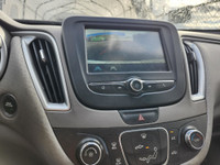 GARANTIE 1 ANS CREDIT DIRECT EN LIGNE AU WWW.AUTO-INTERNET.CA WOW 2016 CHEVROLET MALIBU TOUT EQUIPE... (image 3)