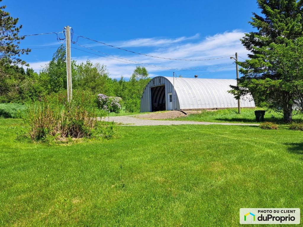 $800,000 - Acreage / Hobby Farm / Ranch for sale in Ste-Claire — photo 2