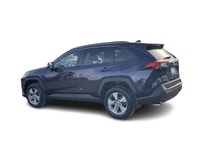 2022 TOYOTA RAV4 XLE AWD This Rav4 is Carfax Verified with No Accidents or Claims, and features Heat... (image 5)