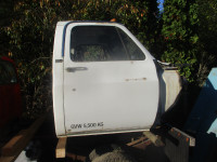 1981-89 chevy  1 ton cab with papers