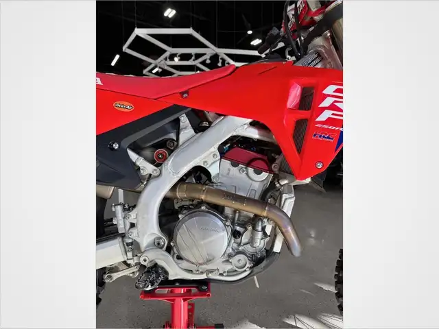 2025 Honda CRF250RWE in Dirt Bikes & Motocross in Grand Bend - Image 7