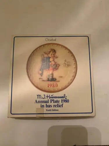 BOX ONLY - HUMMEL ANNUAL PLATE 1980 SCHOOL GIRL, View more