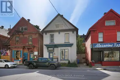 See link for walkthrough and floor plans. Cash cow downtown with opportunity galore! Updated with fl...