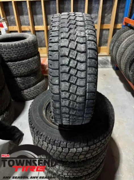 *USED* HERCULES AVALANCHE X-TREME WINTER TIRES 265/60R18 in Tires & Rims in Grand Bend - Image 2