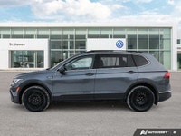 * 2 SETS OF TIRES, WINTERS AND SUMMERS * Panoramic power sunroof * LED tail lights * Automatic LED r... (image 1)