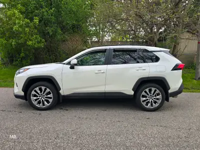 OUR CARS ARE SOLD CERTIFIED, Reconditioned, and Detailed ON THE ASKING PRICE, HAVE A VALID CarFax. W...