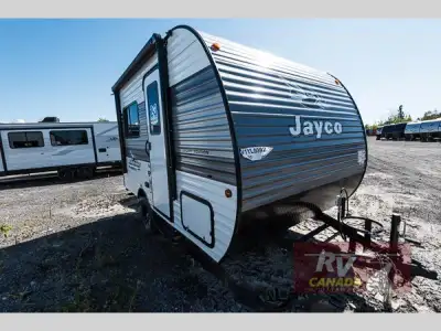 Please Call Us At 613.851.7326 with any questions? Jayco Jay Flight travel trailer 130RD Sport Editi...