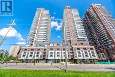 Discover Suite 1606 at Notting Hill Condominiums-a bright, contemporary one-bedroom-plus-den, one-ba...