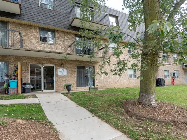 Tillsonburg Studio Apartment for Rent: in Long Term Rentals in Norfolk County - Image 8