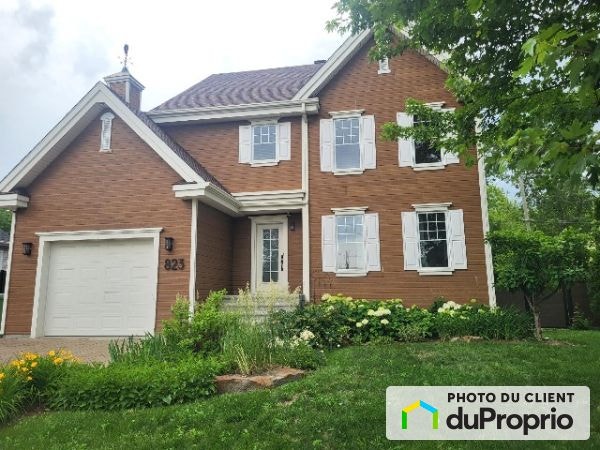 $995,000 - 2 Storey for sale in McMasterville — photo 1