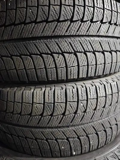 WINTER FOUR 85% NEW MICHELIN 225/45R18 95H X ICE 3 Installation and Balancing Included Looking for a...