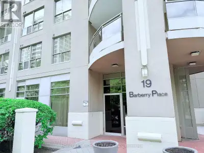702 - 19 BARBERRY PLACE Toronto (Bayview Village), Ontario