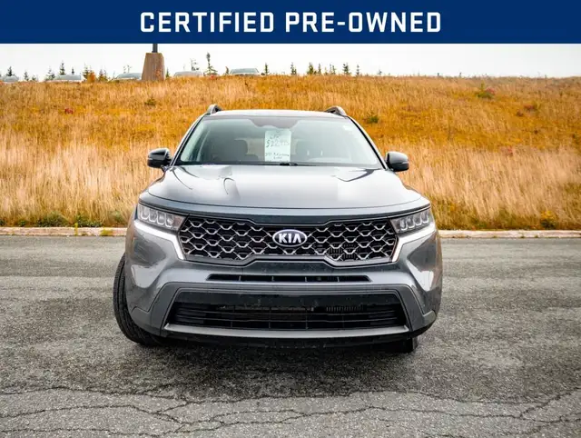 2021 Kia Sorento 2.5T X-Line in Cars & Trucks in St. John's - Image 4