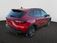 Check out this vehicle's pictures, features, options and specs, and let us know if you have any ques... (image 4)