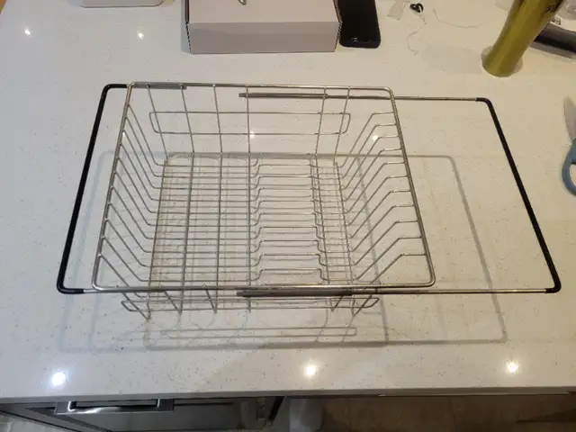 Dish Drying Rack in Kitchen & Dining Wares in Markham / York Region - Image 3