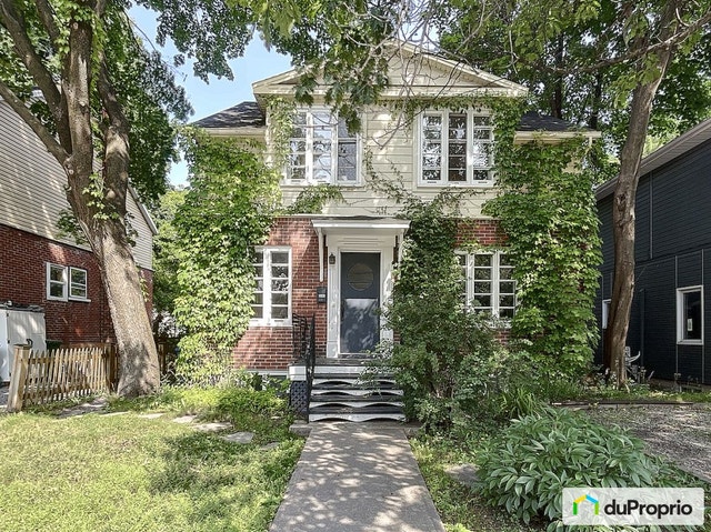 $714,000 - 2 Storey for sale in St-Sacrement — photo 1