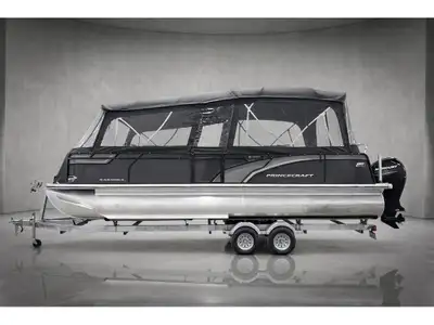 QJT48016L718 Naviguez avec style ? bord de ce Princecraft Quorum 25 RL usagé, un ponton haut de gamm...