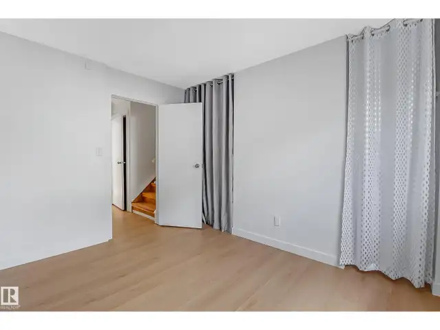 744 SADDLEBACK RD NW Edmonton, Alberta in Condos for Sale in Edmonton - Image 25