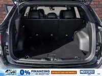 Only 23 Miles! This Jeep Compass has a dependable Intercooled Turbo Regular Unleaded I-4 2.0 L/122 e... (image 6)
