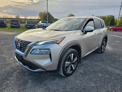 2023 Nissan Rogue SL AWD with only 38,268 km! Clean history with no accidents See Carfax report link...