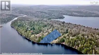 Welcome to Lot 18 Stonebroke Rd., a rare opportunity to own 1.6 acres of natural beauty with 147 fee...
