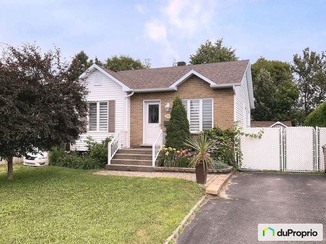 $397,000 - Bungalow for sale in Victoriaville — photo 1