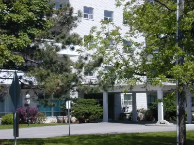 APARTMENT FOR RENT IN OAKVILLE! TWO BEDROOM APARTMENTS STARTING AT $2,395/month* Sixth Line Apartmen...