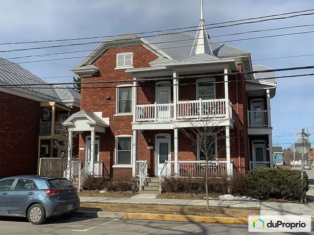 $1,400,000 - Quintuplex for sale in Joliette — photo 1