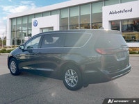This Chrysler Pacifica boasts a Regular Unleaded V-6 3.6 L/220 engine powering this Automatic transm... (image 2)