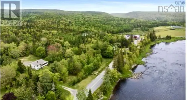 45 Hospital Road Sherbrooke, Nova Scotia in Houses for Sale in New Glasgow - Image 4