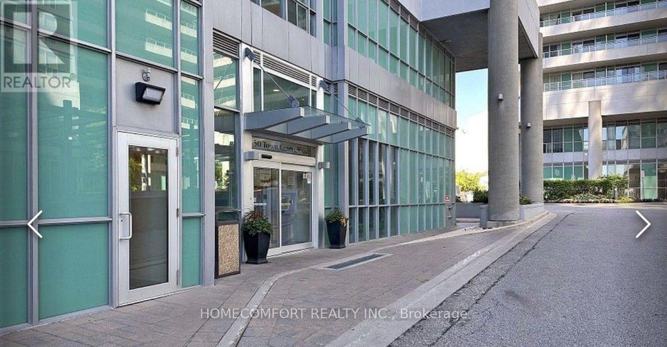 3605 - 50 TOWN CENTRE COURT Toronto (Bendale), Ontario 2