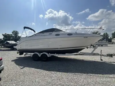5.7L MERCRUISER, WITH BRAVO 3 DRIVE FULL ENCLOSURE NEW COCKPIT COVER FULL ENCLOSURE WINDLASS GPS INC...