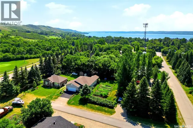 28 Rosedale AVENUE Katepwa Beach, Saskatchewan in Houses for Sale in Regina - Image 7